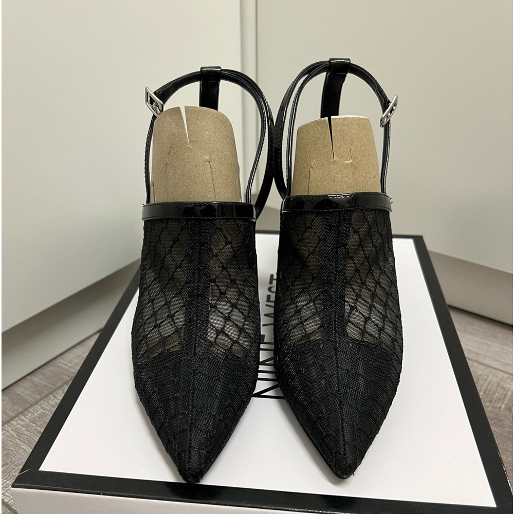 Nine West women shoes in pointer toe, wedge heels, black textile upper size 5